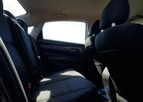 2017 Nissan Altima 2.5 z USA, uszkodzony, nr VIN 1N4AL3AP6HC242414